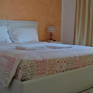 rezervați aici